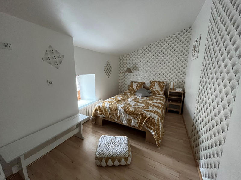 Maison - 246 m² - 7 pièces