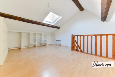 Studio - 63 m² - 3 pièces
