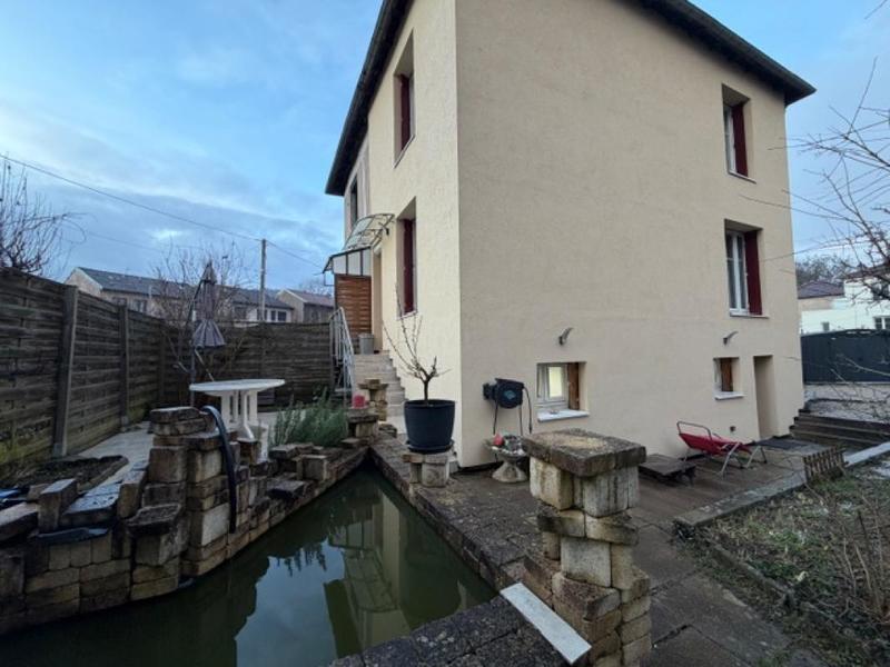 Maison de ville - 105 m² - 4 pièces