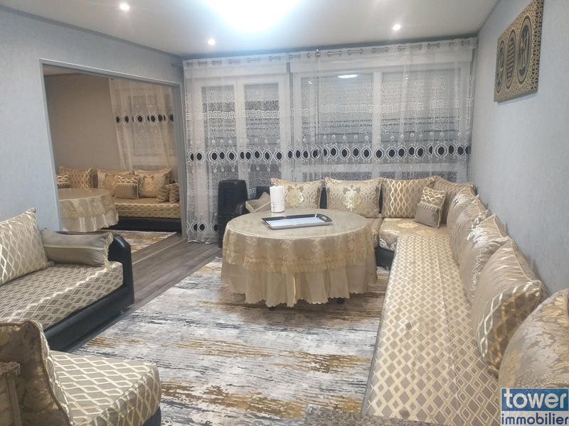 Appartement - 90 m² - 5 pièces