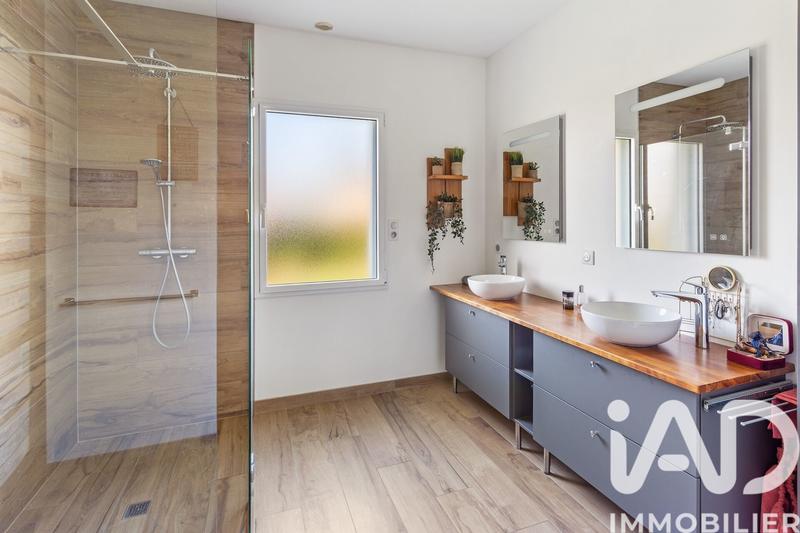 Maison - 193 m² - 7 pièces