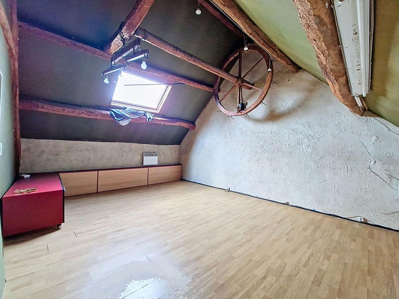 Maison - 226 m² - 10 pièces