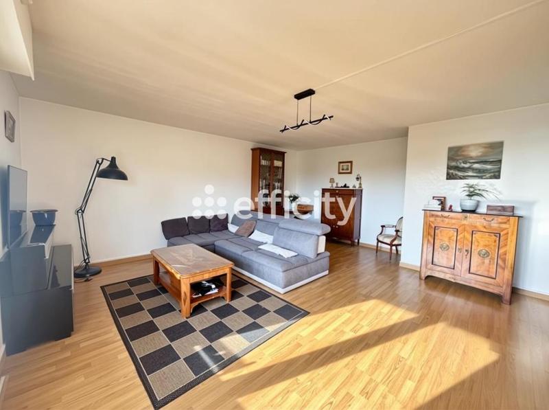 Appartement - 107 m² - 4 pièces