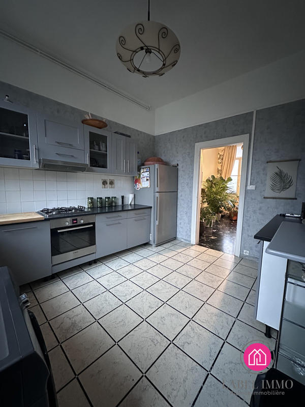 Maison - 190 m² - 7 pièces