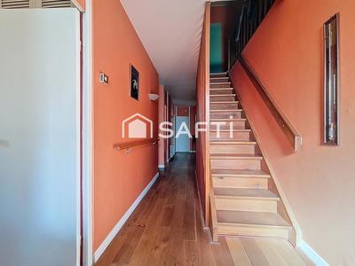 Maison - 146 m² - 6 pièces