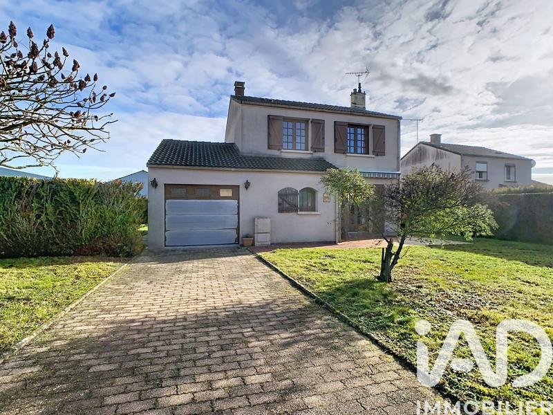 Maison - 90 m² - 4 pièces