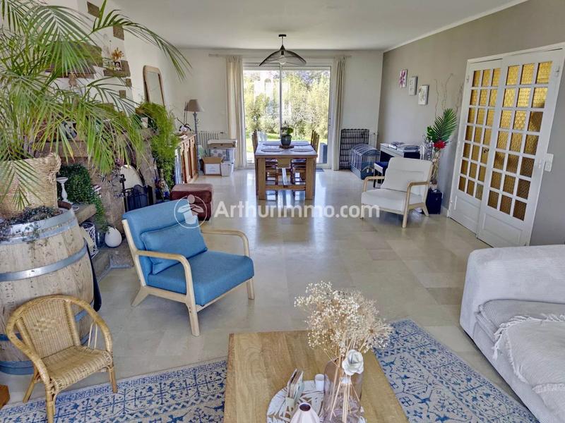 Maison - 208 m² - 6 pièces