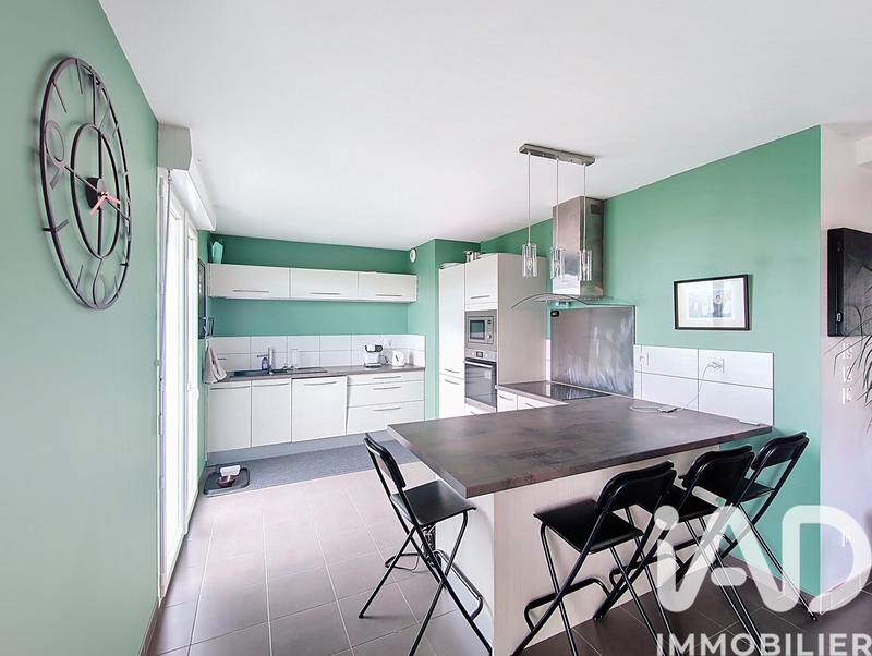 Maison - 98 m² - 5 pièces