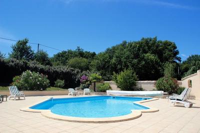 Maison traditionnelle - 178 m² - 7 pièces