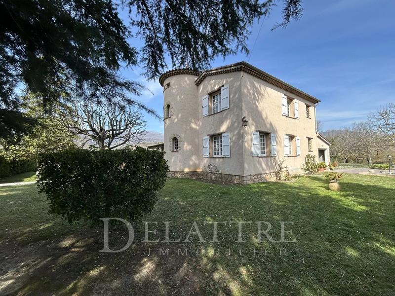 Villa - 170 m² - 5 pièces