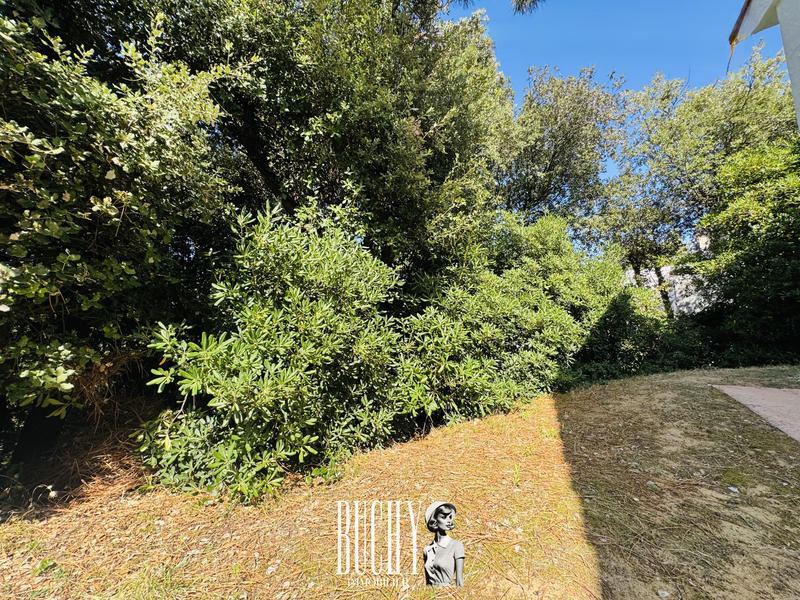 Maison - 180 m² - 6 pièces