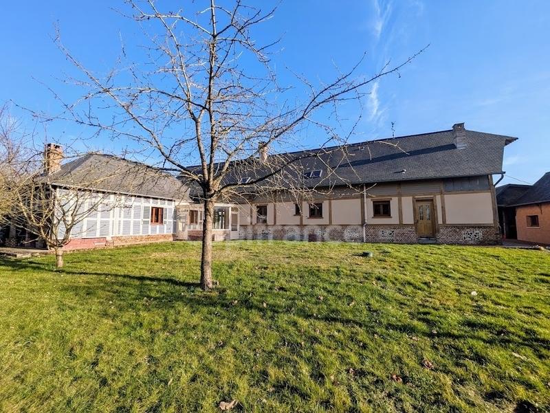 Maison - 206 m² - 5 pièces