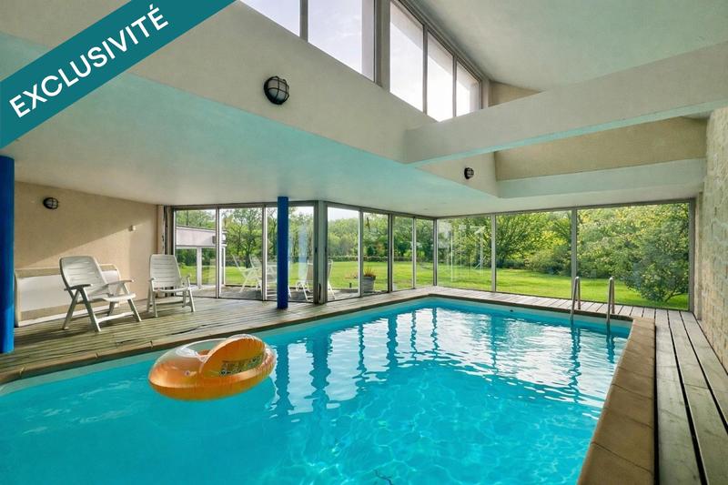 Maison - 460 m² - 12 pièces