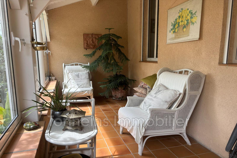 Maison - 240 m² - 7 pièces