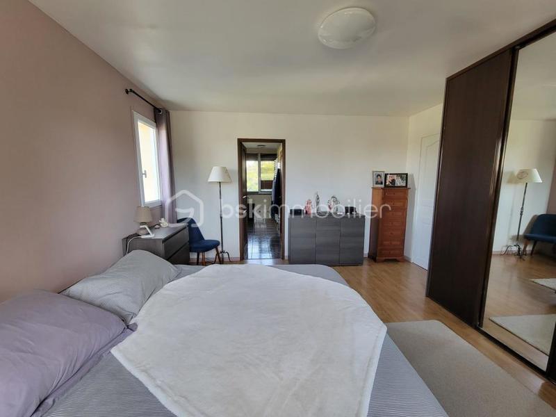 Pavillon - 168 m² - 7 pièces