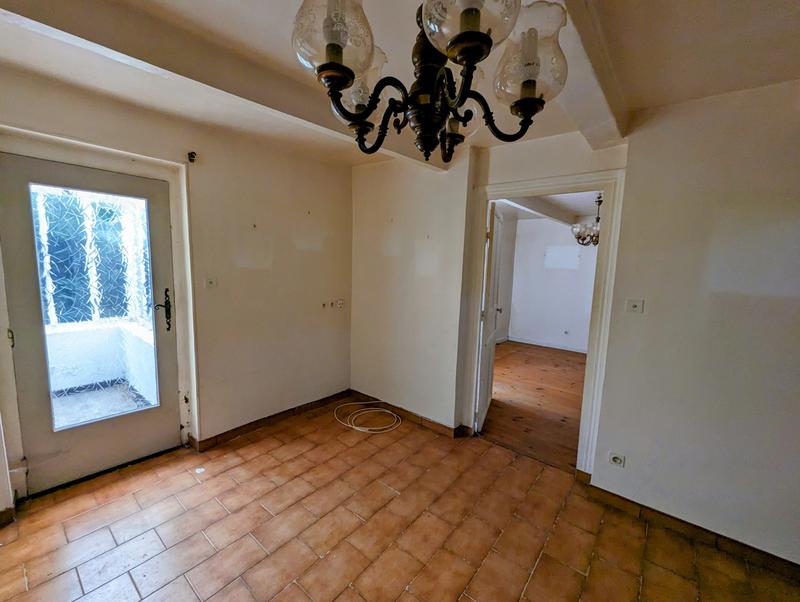 Maison - 80 m² - 7 pièces