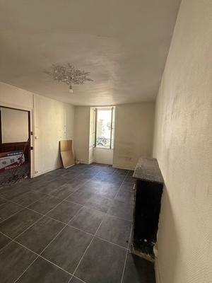 Immeuble - 110 m² - 6 pièces