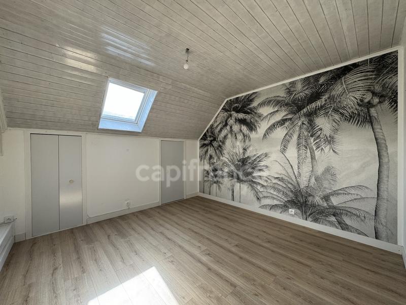 Maison - 145 m² - 6 pièces