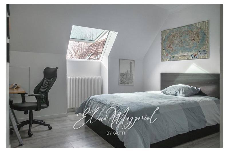 Maison - 207 m² - 9 pièces