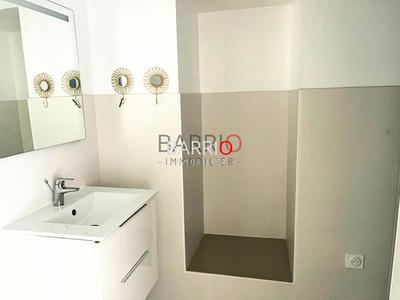 Appartement - 97 m² - 3 pièces