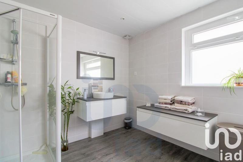 Maison de ville - 225 m² - 8 pièces