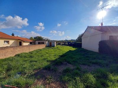 Terrain constructible - 1 673 m²