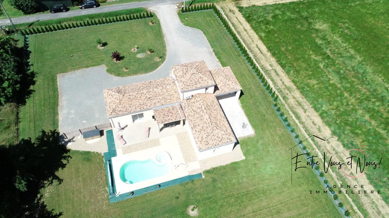 Maison contemporaine - 165 m² - 7 pièces