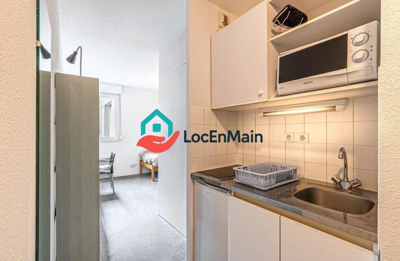 Studio - 20 m² - 1 pièce