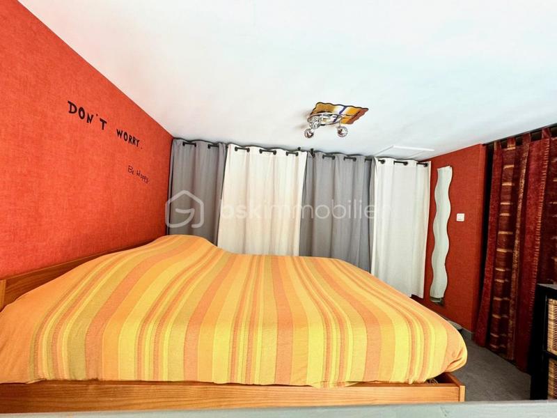 Villa - 232 m² - 8 pièces