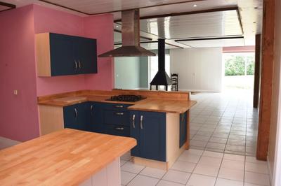 Maison - 190 m² - 6 pièces