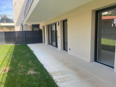 Appartement - 101 m² - 4 pièces