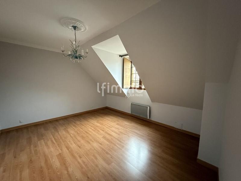 Maison - 100 m² - 6 pièces