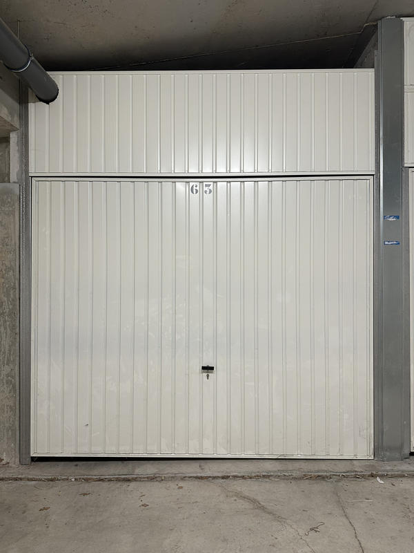 Parking / Garage - 13 m²