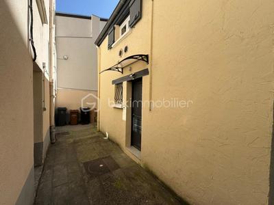 Studio - 20 m² - 1 pièce