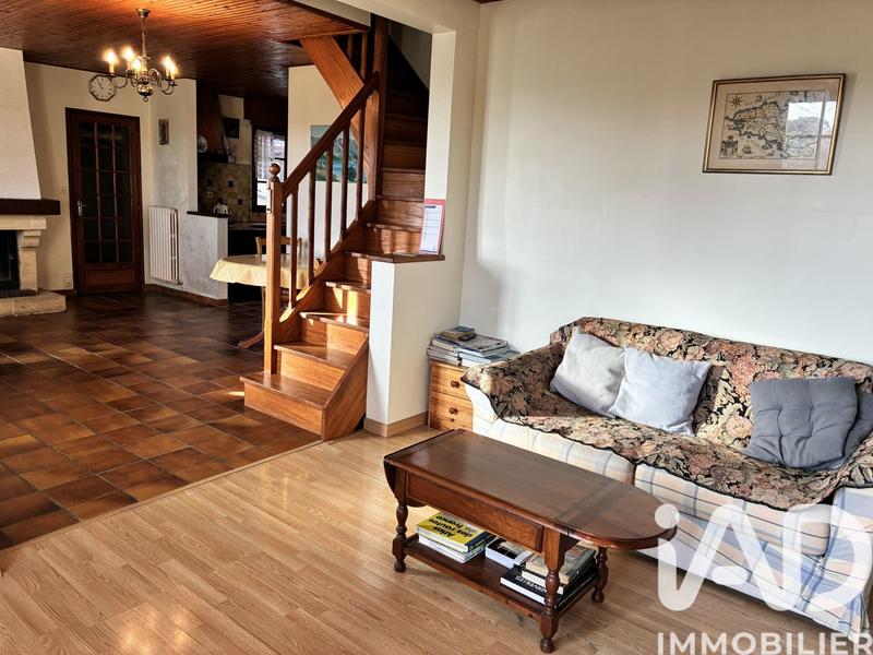 Maison - 94 m² - 5 pièces