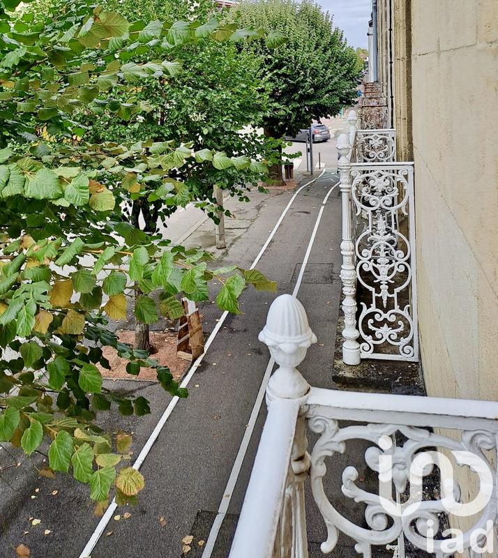 Maison - 280 m² - 8 pièces