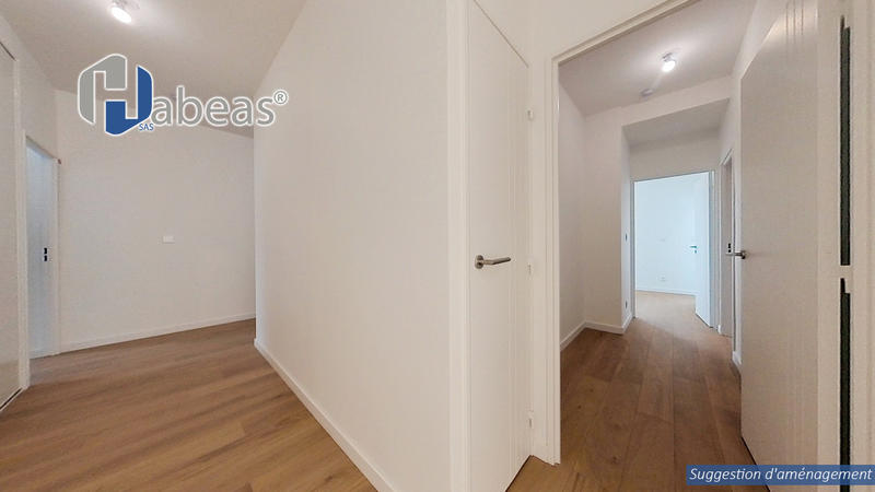 Appartement - 96 m² - 4 pièces