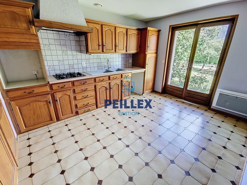 Maison - 97 m² - 4 pièces