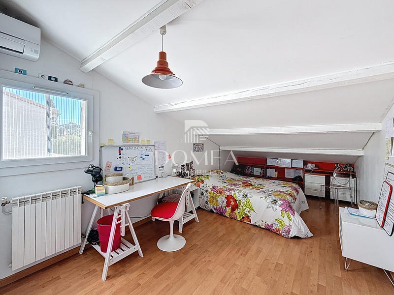 Villa - 125 m² - 6 pièces