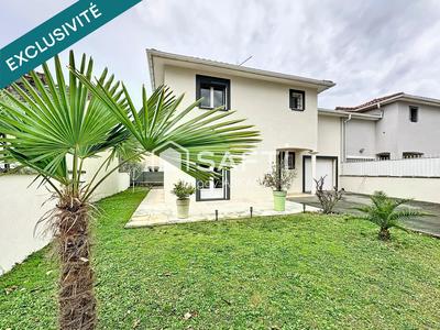 Maison - 91 m² - 4 pièces