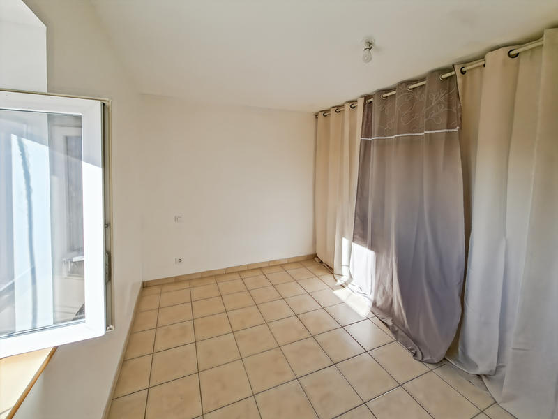 Appartement - 70 m² - 4 pièces