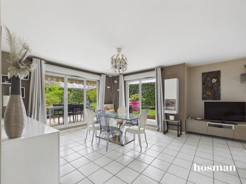 Appartement - 110 m² - 5 pièces