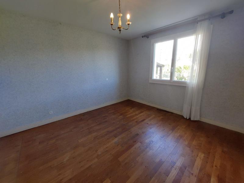 Maison - 176 m² - 8 pièces