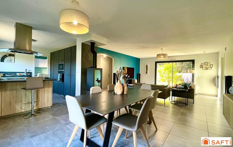 Maison - 139 m² - 7 pièces