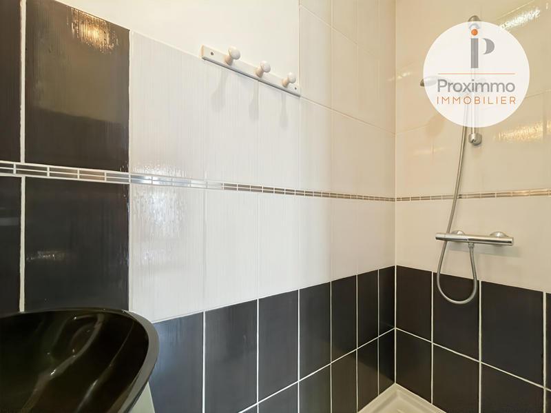 Appartement - 96 m² - 4 pièces