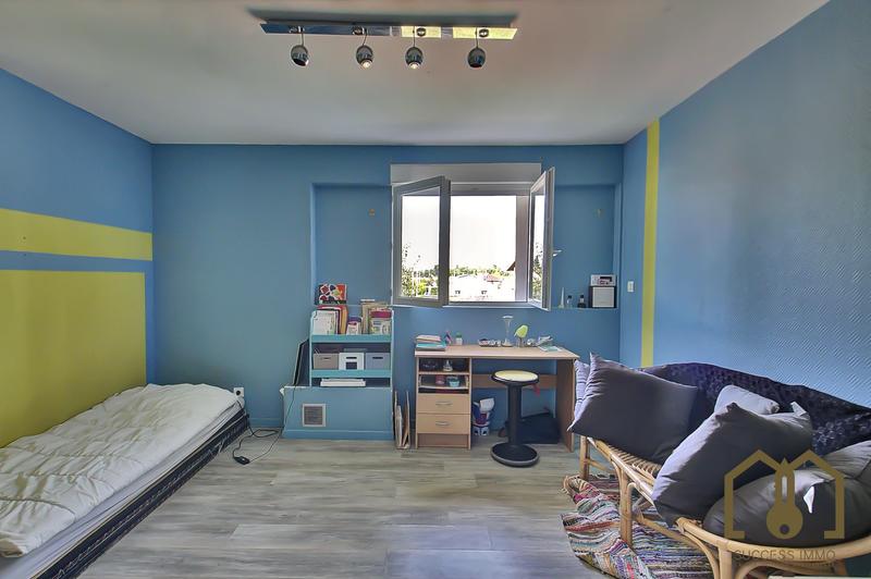 Maison - 152 m² - 6 pièces