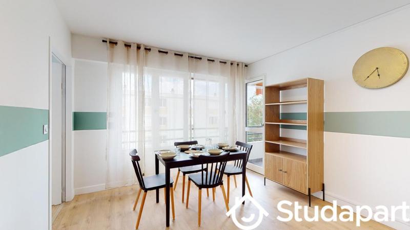 Chambre - 10 m² - 1 pièce