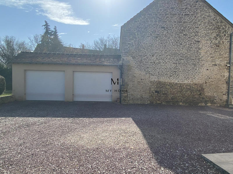 Maison ancienne - 195 m² - 8 pièces