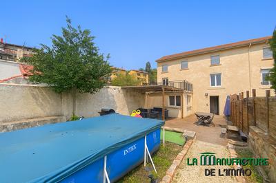 Appartement - 77 m² - 4 pièces