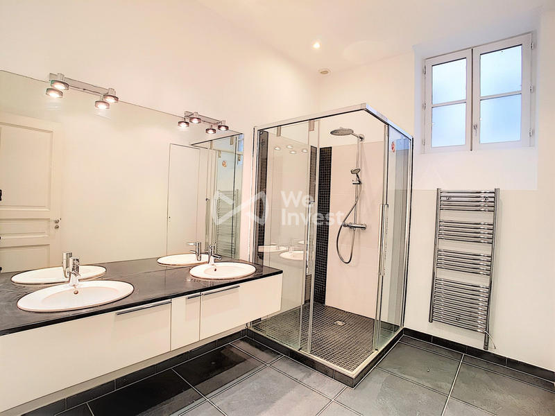 Appartement - 77 m² - 3 pièces